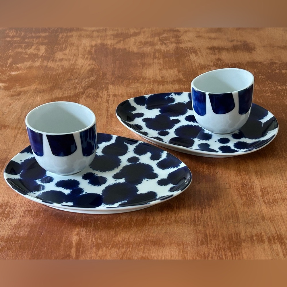 Paola Navone Crate&Barrel Blue and White Como Espresso Cups and Saucers
